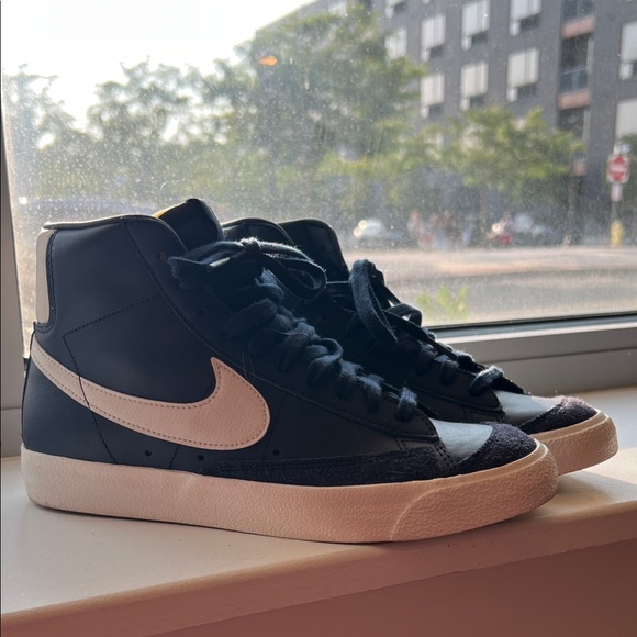 Nike Shoes - Nike Women's Navy and White Sneakers